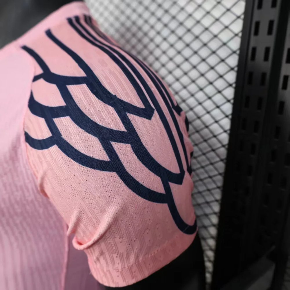 PSG Fourth Pink Edition 25/26