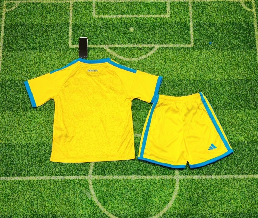 Kit enfant Ukraine DOM Coupe du Monde 2026